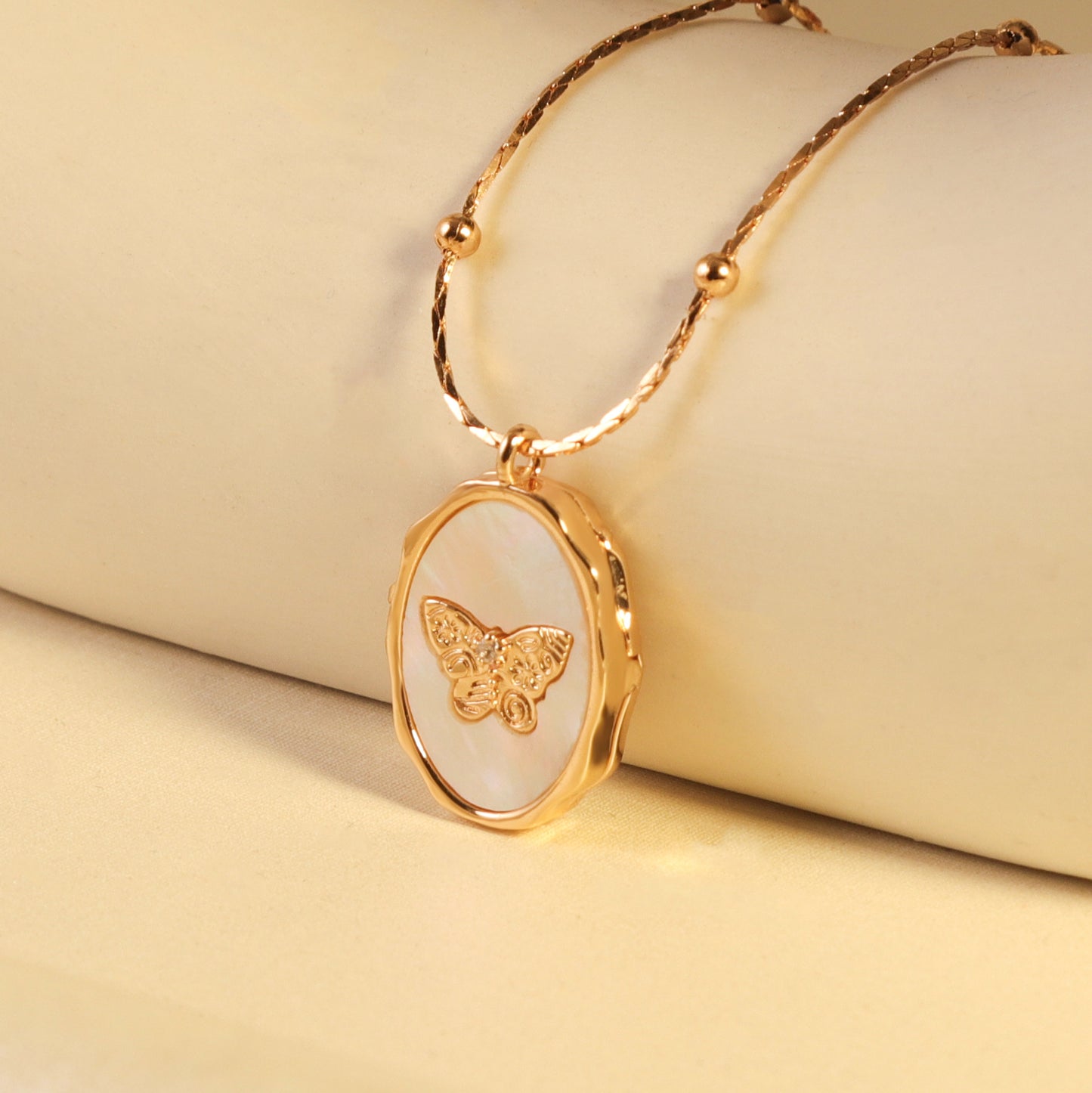 Custom Double Photo Locket Necklace – Personalized Picture Pendant Jewelry for Couples, Family & Loved Ones